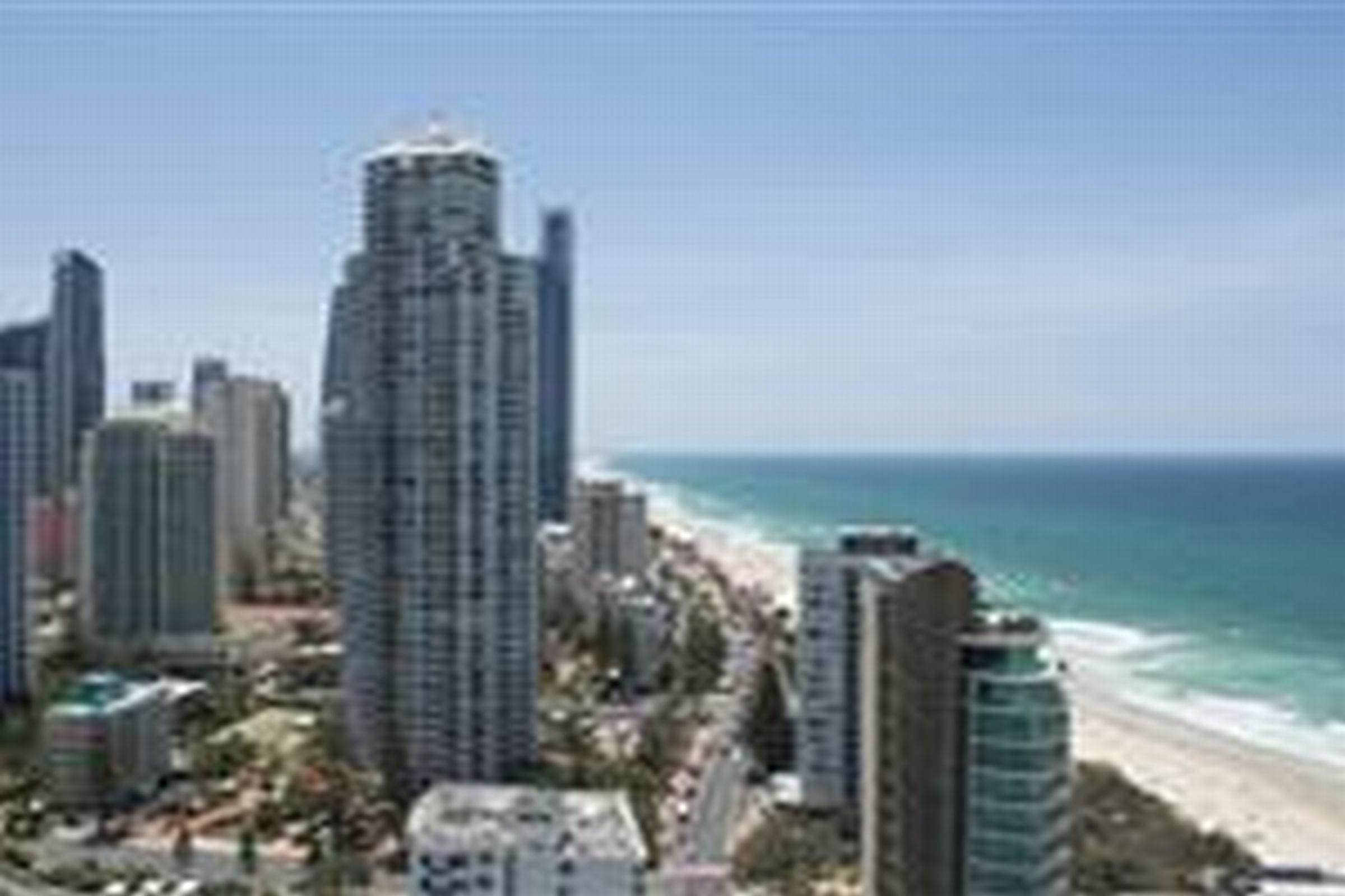 Breakfree Longbeach Resort Gold Coast Exterior photo